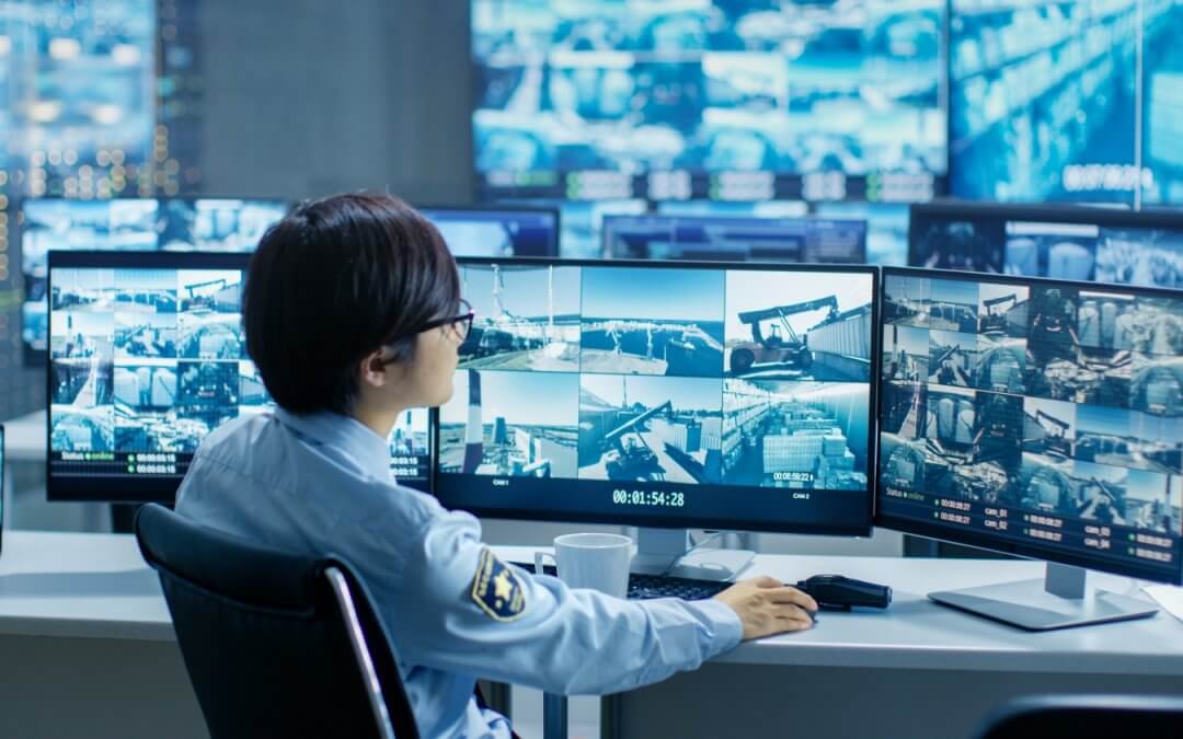 Live monitoring personnel